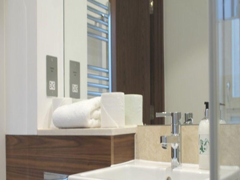 לונדון Shoreditch Square Serviced Apartments מראה חיצוני תמונה